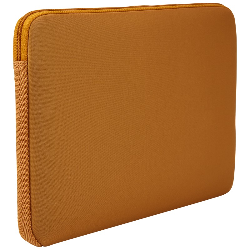 funda-case-logic-sleeve-macbook-133in-buckthorn3204423-4.jpg