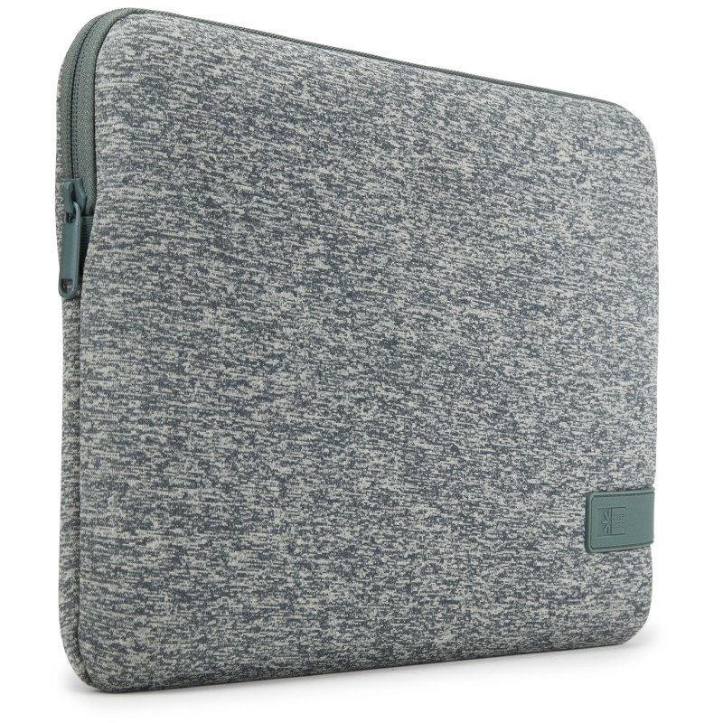 funda-case-logic-reflect-balsam-14in-gris-3204453-1.jpg