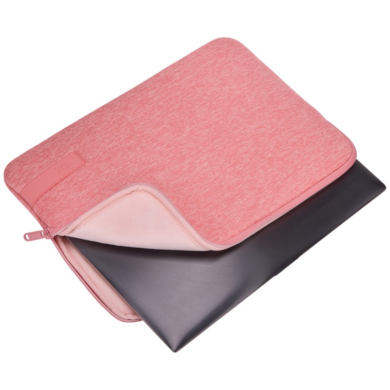 funda-case-logic-reflect-sleeve-13in-pomelo-pink3204876-4.jpg