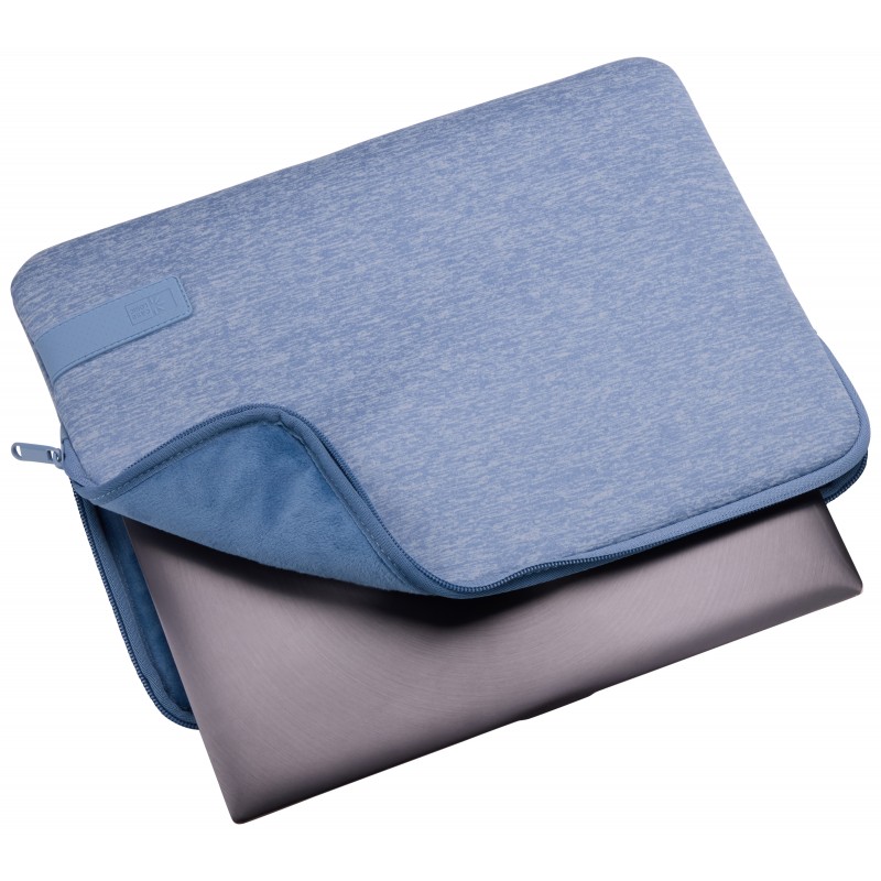 funda-case-logic-reflect-sleeve-14in-blue-3204878-4.jpg