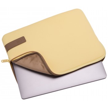 funda-case-logic-reflect-macbook-13in-yellow-324884-4.jpg